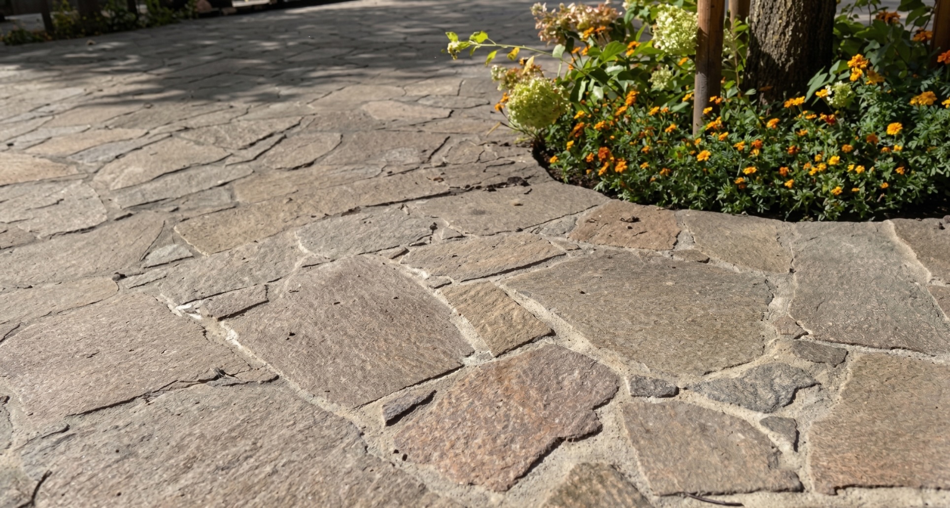 kamenná dlažba na terasy a chodniky